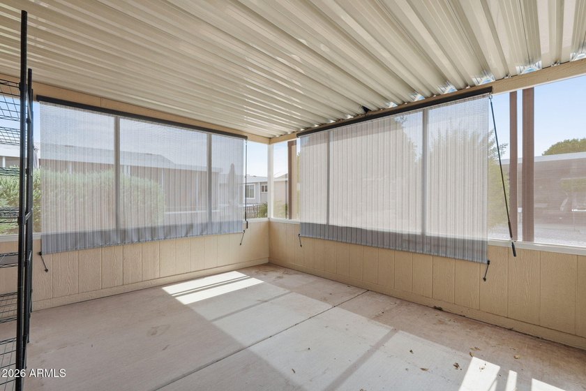 THIS IS IT!!! Updated, Corner Lot, MOVE IN READY beauty with - photo 20