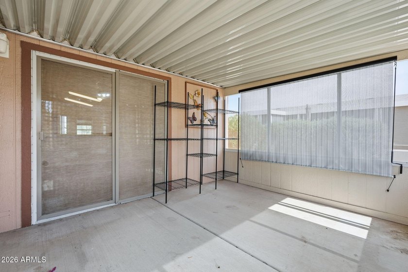THIS IS IT!!! Updated, Corner Lot, MOVE IN READY beauty with - photo 21