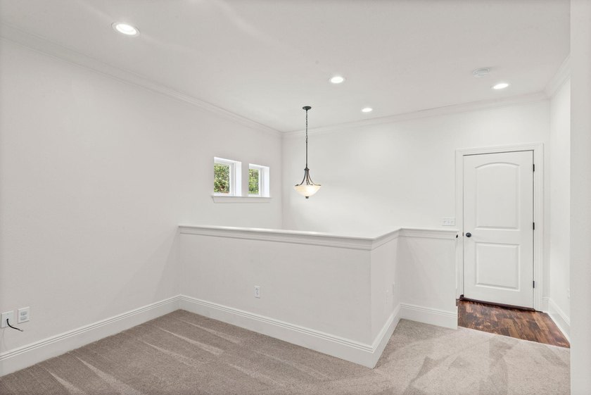 An elegantly crafted cottage, this two-story home in Santa Rosa - photo 24