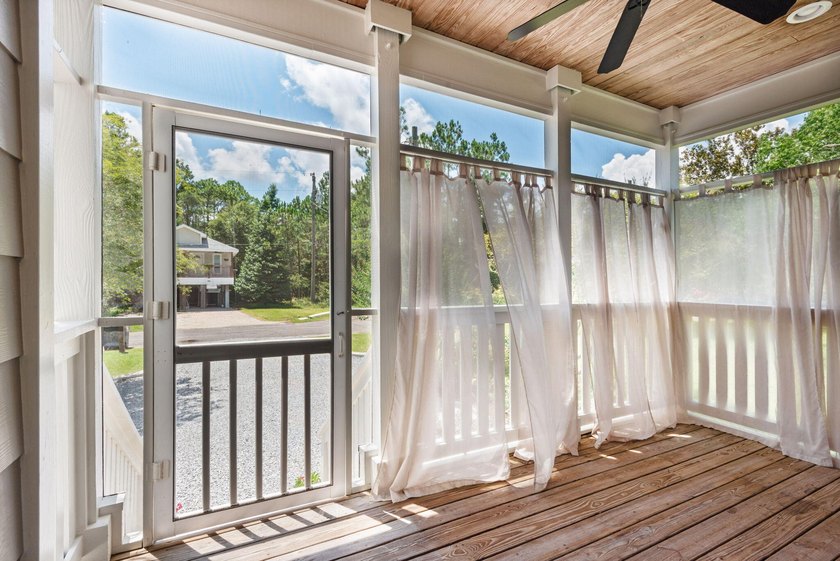 An elegantly crafted cottage, this two-story home in Santa Rosa - photo 31
