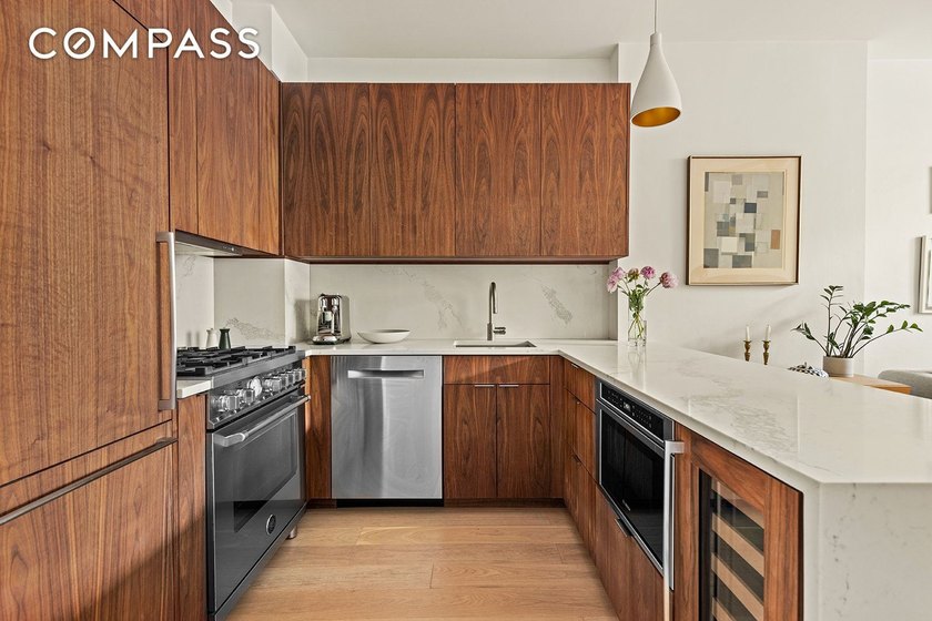 Perfectly positioned on one of Park Slope's most picturesque - photo 4
