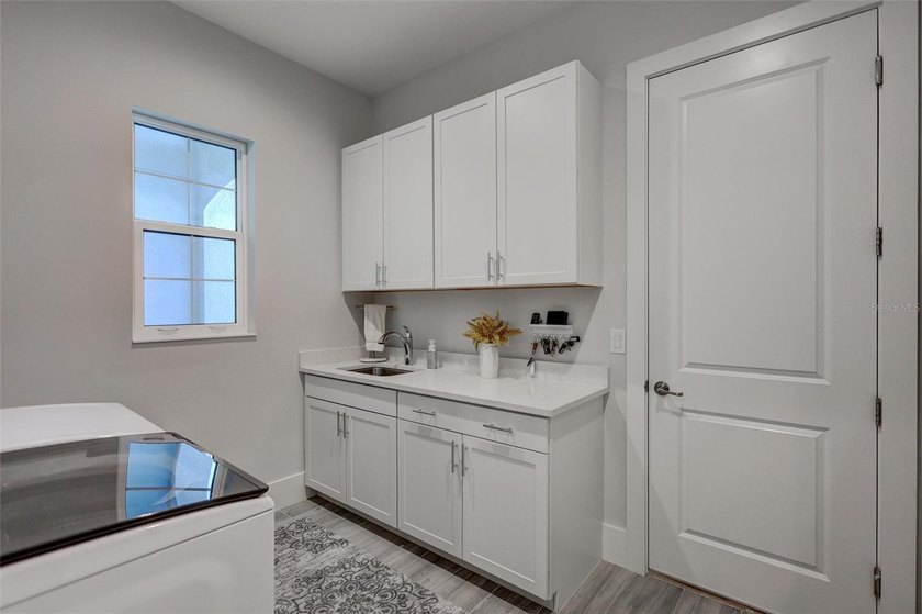 Under contract-accepting backup offers. Experience the absolute - photo 45