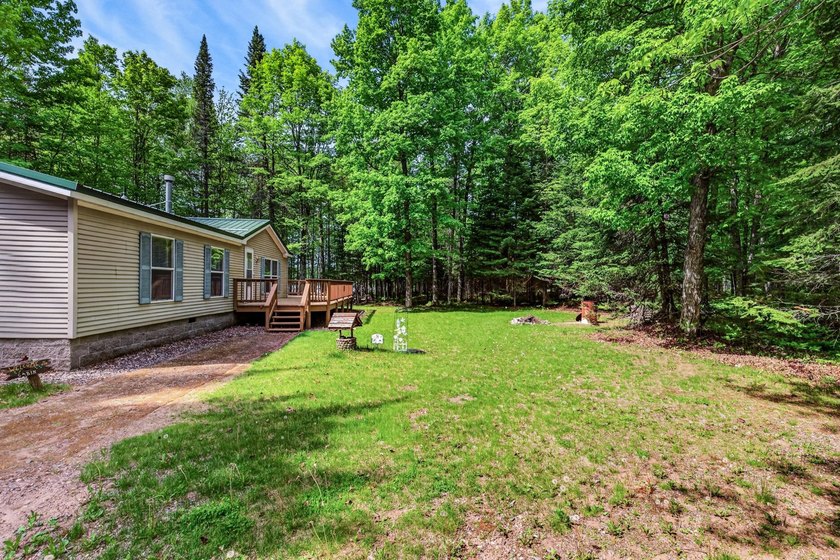 Located in the heart of the Chequamegon Nicolet National Forest - photo 27
