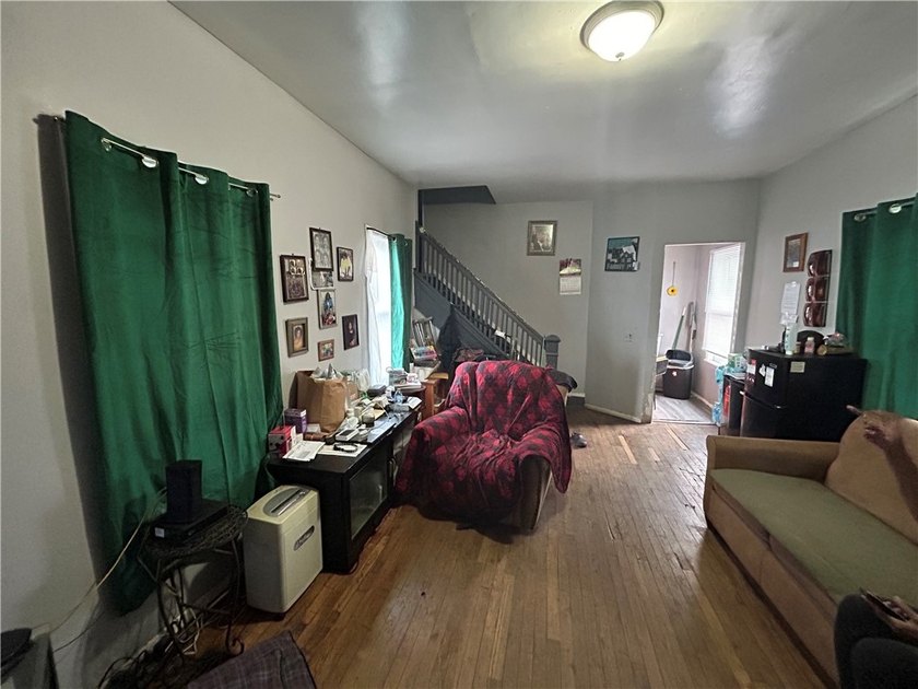 This single-family home is a turnkey investment opportunity - photo 7