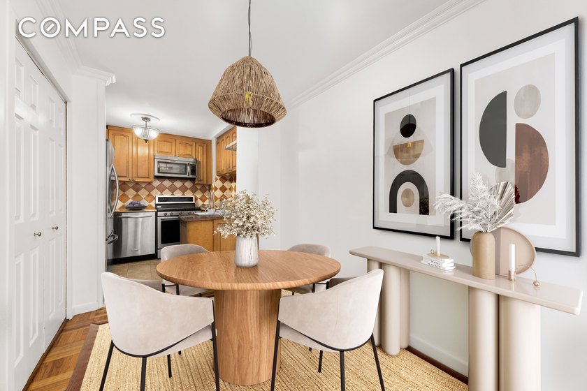 Welcome to Residence 3D at the Frost House. This 1 bedroom home - photo 3