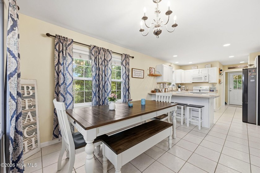 DECKed Out in Coastal Style and Comfort! Welcome to this - photo 11