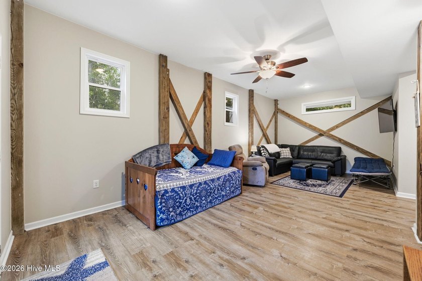 DECKed Out in Coastal Style and Comfort! Welcome to this - photo 34