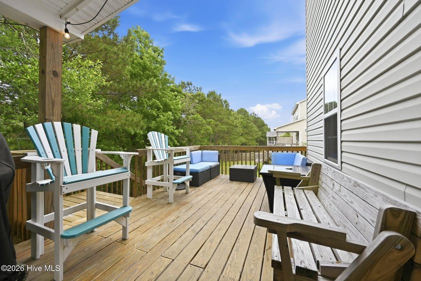 DECKed Out in Coastal Style and Comfort! Welcome to this - photo 40