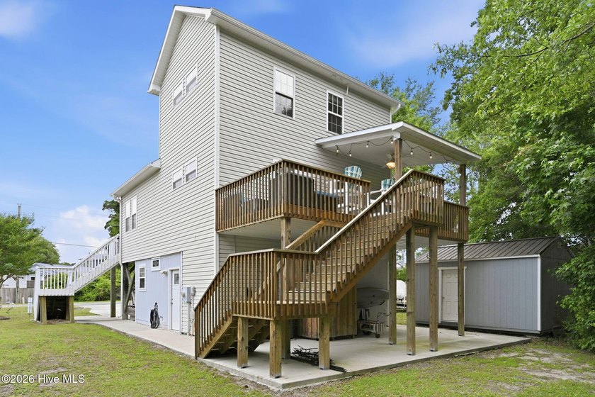 DECKed Out in Coastal Style and Comfort! Welcome to this - photo 41