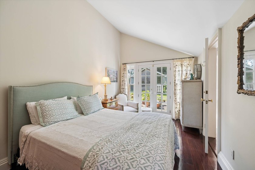 Rich in history and beautifully updated for modern living, this - photo 12