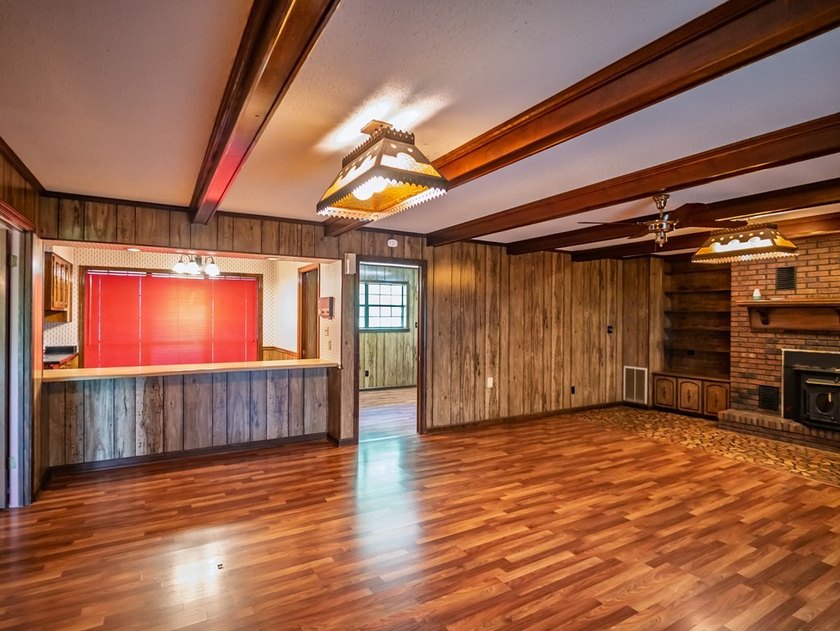 Nestled on 3.7 beautifully landscaped acres in North Mississippi - photo 21