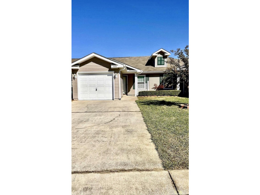 Welcome to this beautifully updated 2-bedroom, 2-bath townhouse - photo 22