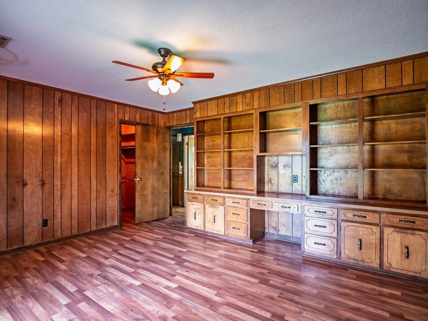 Nestled on 3.7 beautifully landscaped acres in North Mississippi - photo 38