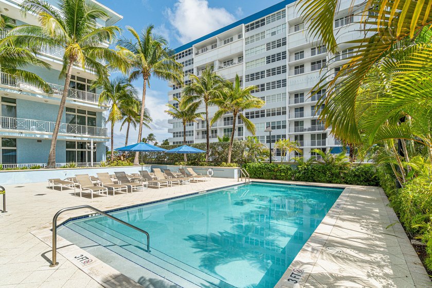 SOPHISTICATED BEACHSIDE RESIDENCE. Thoughtfully fully furnished - photo 45