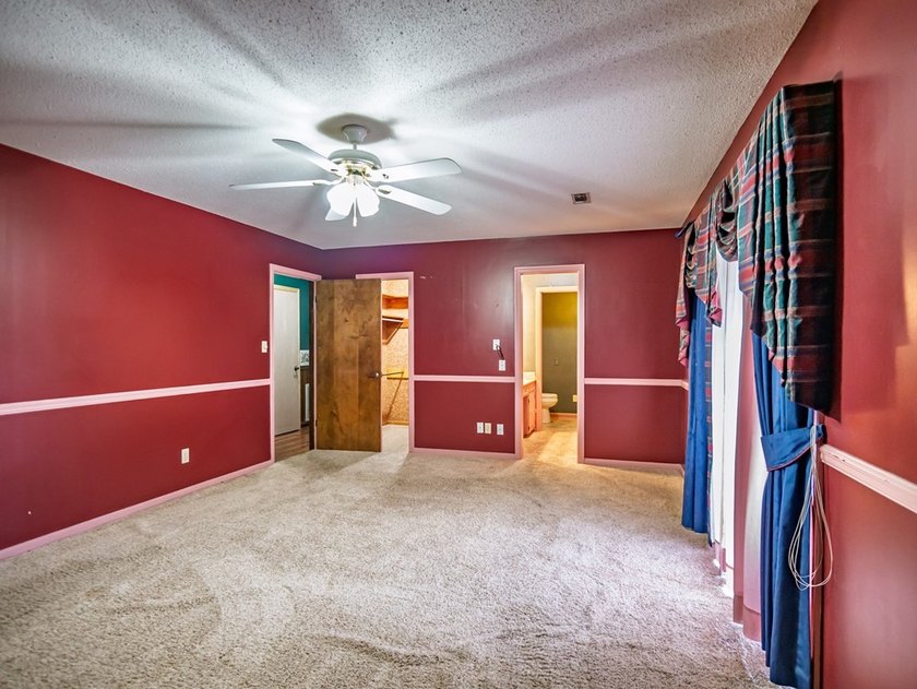 Nestled on 3.7 beautifully landscaped acres in North Mississippi - photo 47