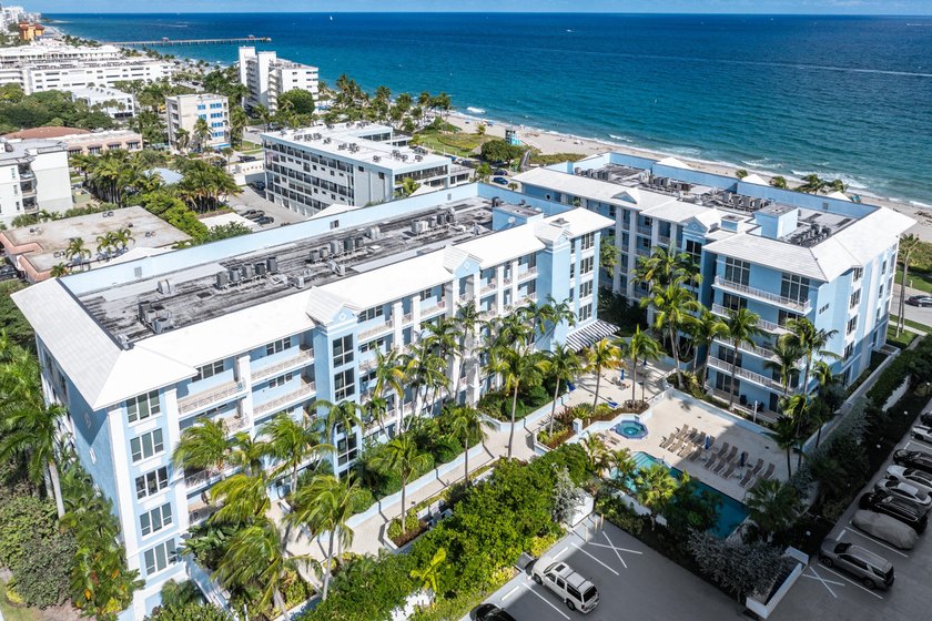 SOPHISTICATED BEACHSIDE RESIDENCE. Thoughtfully fully furnished - photo 52