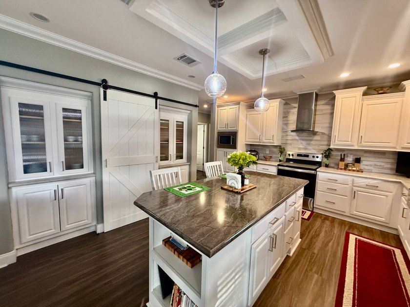 Home is located in Water Oak Country Club Estates and active 55 - photo 10