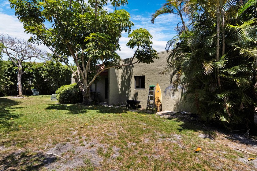 Welcome to Vizcaya Gardens Villas, a hidden gem in the heart of - photo 27