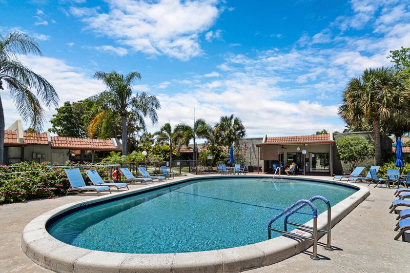 Welcome to Vizcaya Gardens Villas, a hidden gem in the heart of - photo 30
