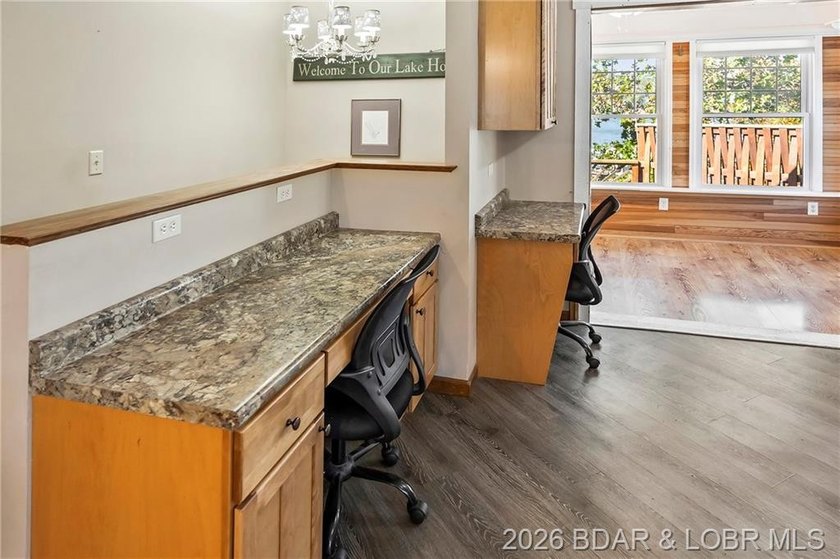 36X46 Man Cave has an office/workshop/Crafts area with a window - photo 13