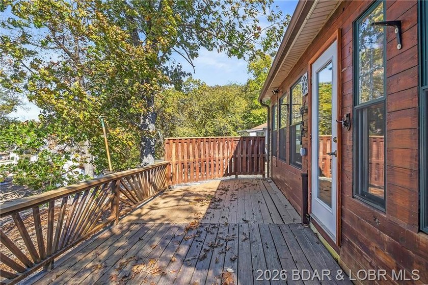 36X46 Man Cave has an office/workshop/Crafts area with a window - photo 17