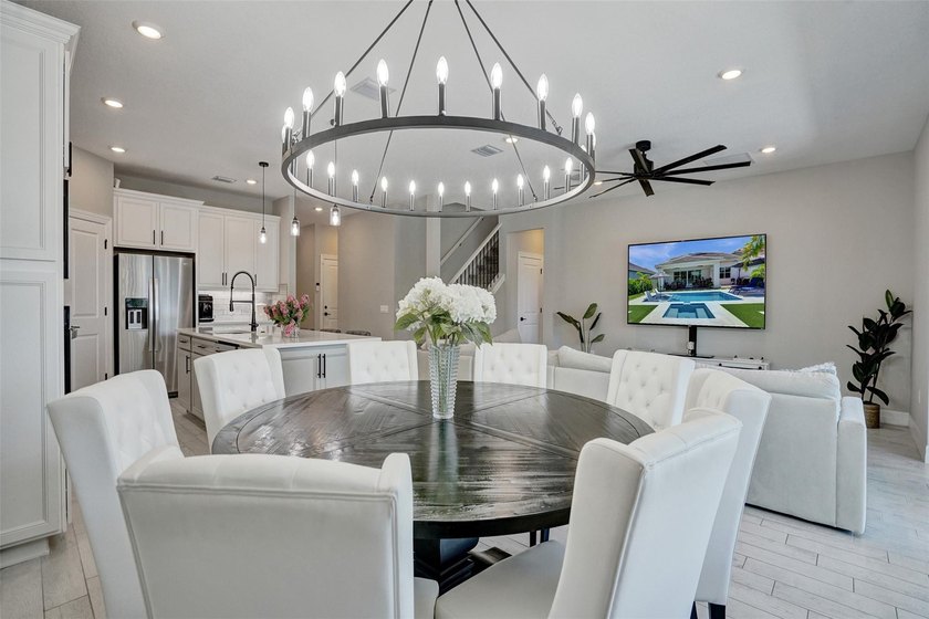 Windsong Estates almost new beauty, 5 bedrooms and 4 full baths - photo 22