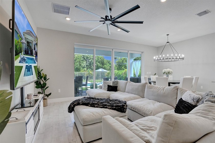 Windsong Estates almost new beauty, 5 bedrooms and 4 full baths - photo 25