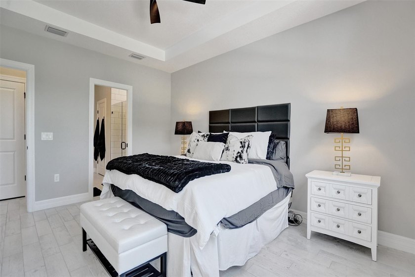 Windsong Estates almost new beauty, 5 bedrooms and 4 full baths - photo 31