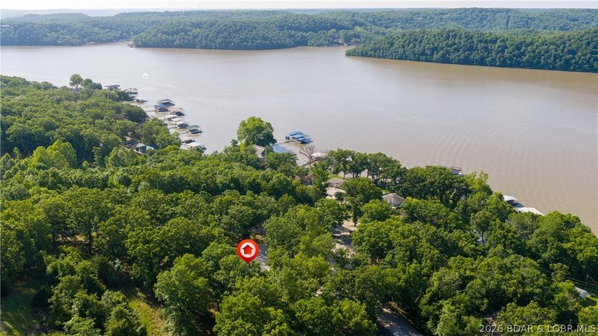 This well built 2020 home showcases quality craftsmanship and - photo 33