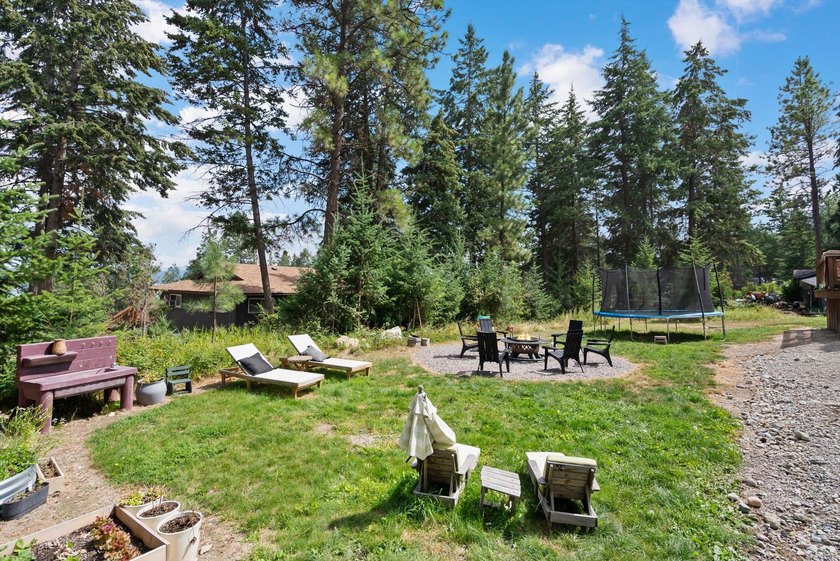 Peek-a-Boo Lake Views &amp; Modern Comfort near Flathead Lake! - photo 10