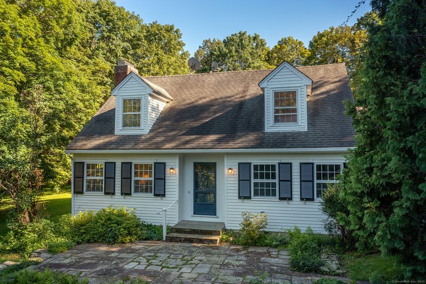 Nestled within one of Roxbury, Connecticut's most quiet and - photo 11