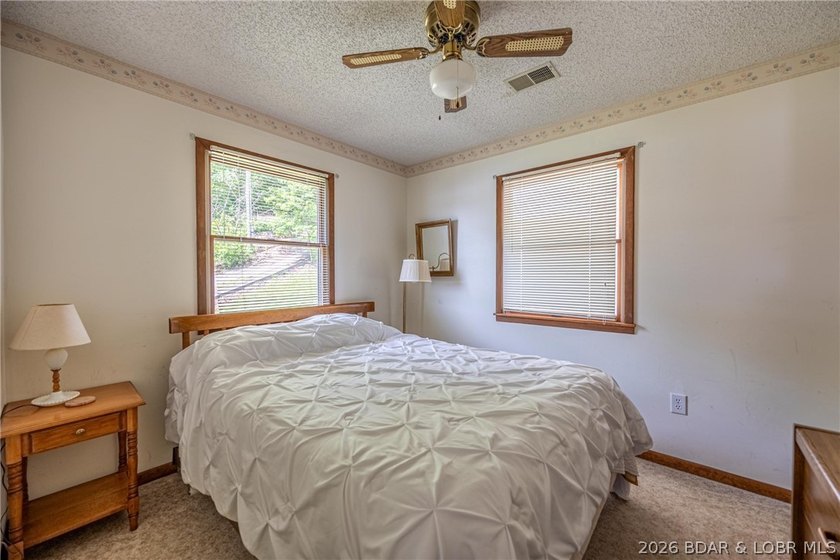 Charming Lakefront Haven at the 52 MM - A Lifetime of Memories - photo 16