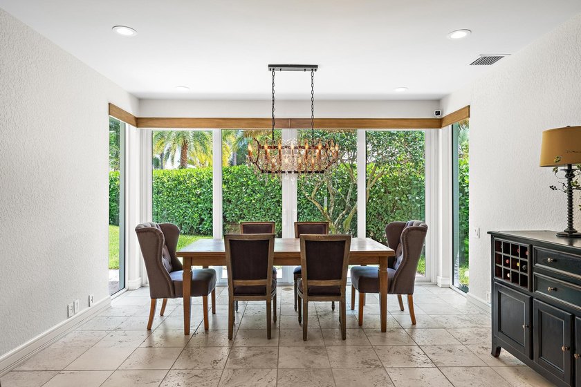Rare opportunity to own one of only 4 detached with largest Club - photo 12