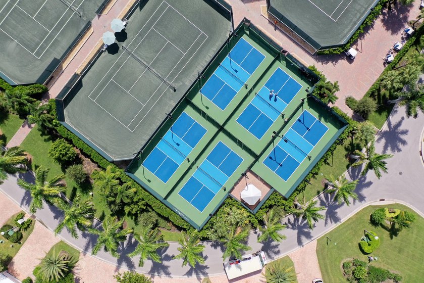 Rare opportunity to own one of only 4 detached with largest Club - photo 34