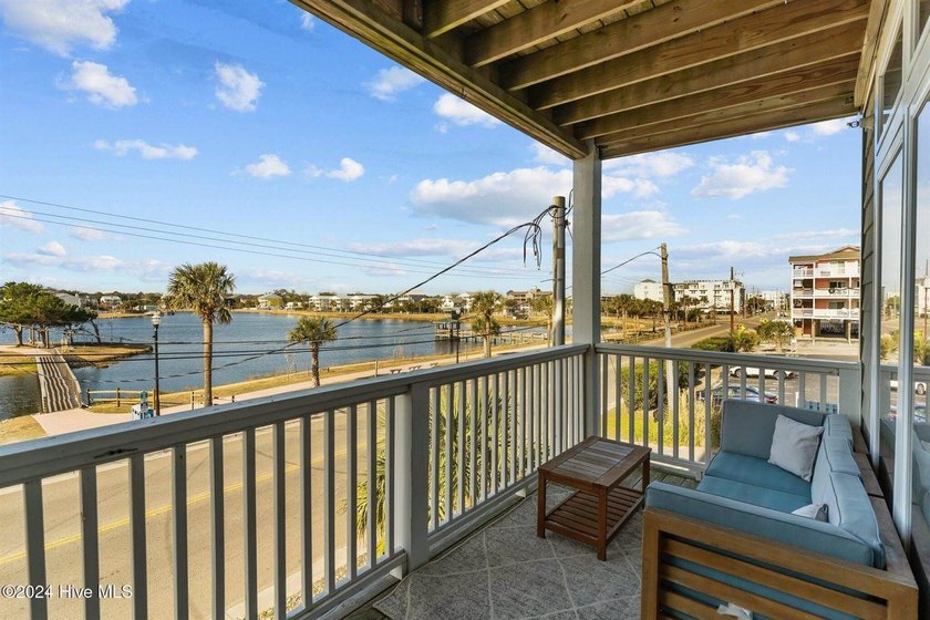 Welcome to effortless coastal living in Carolina Beach. This - photo 20
