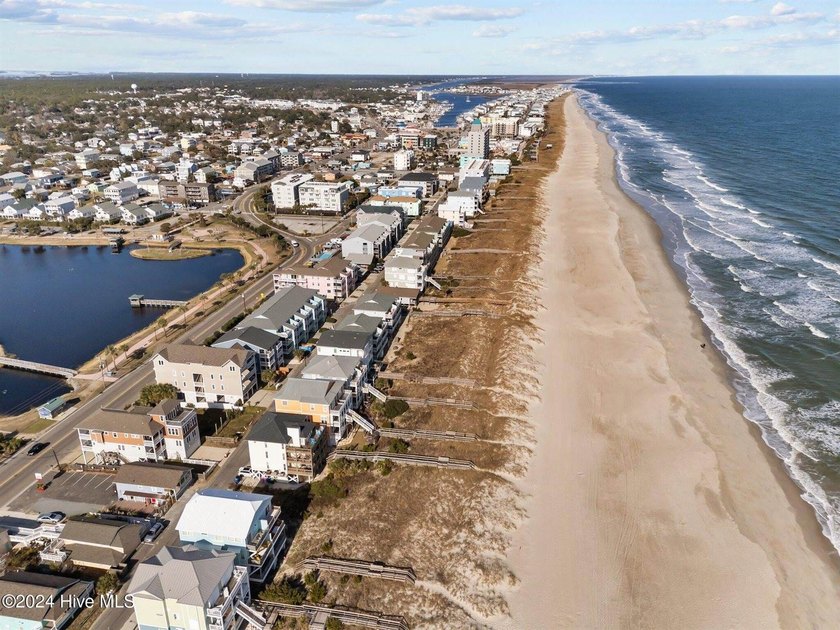 Welcome to effortless coastal living in Carolina Beach. This - photo 41