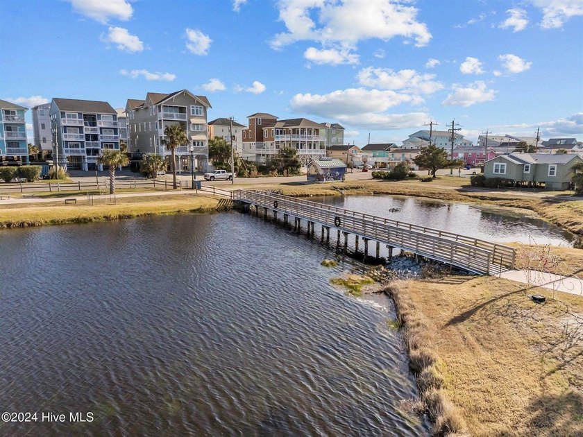 Welcome to effortless coastal living in Carolina Beach. This - photo 43