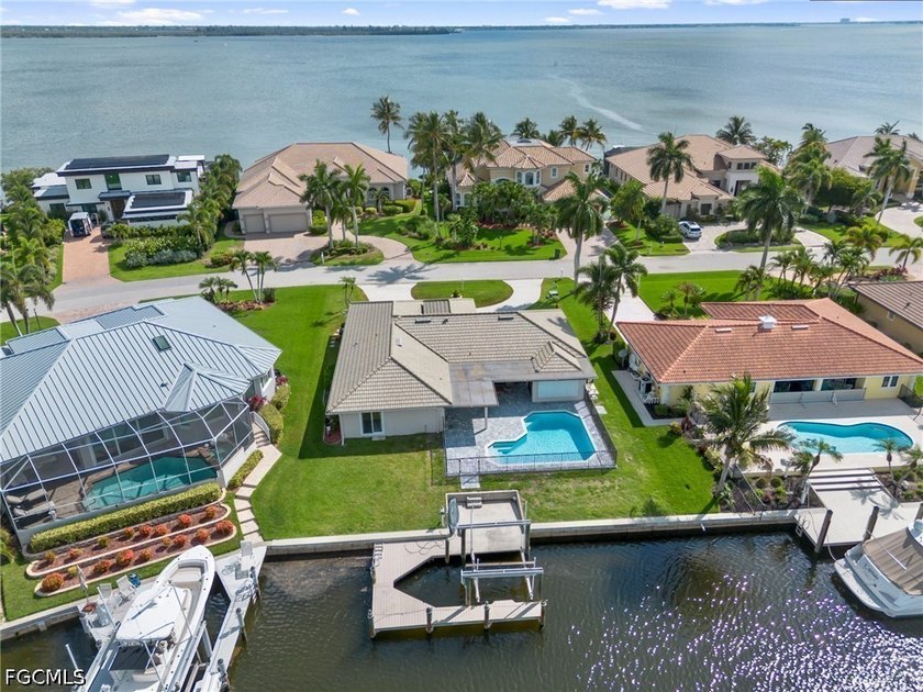 Welcome to this exceptional waterfront Gulf Access pool home in - photo 46