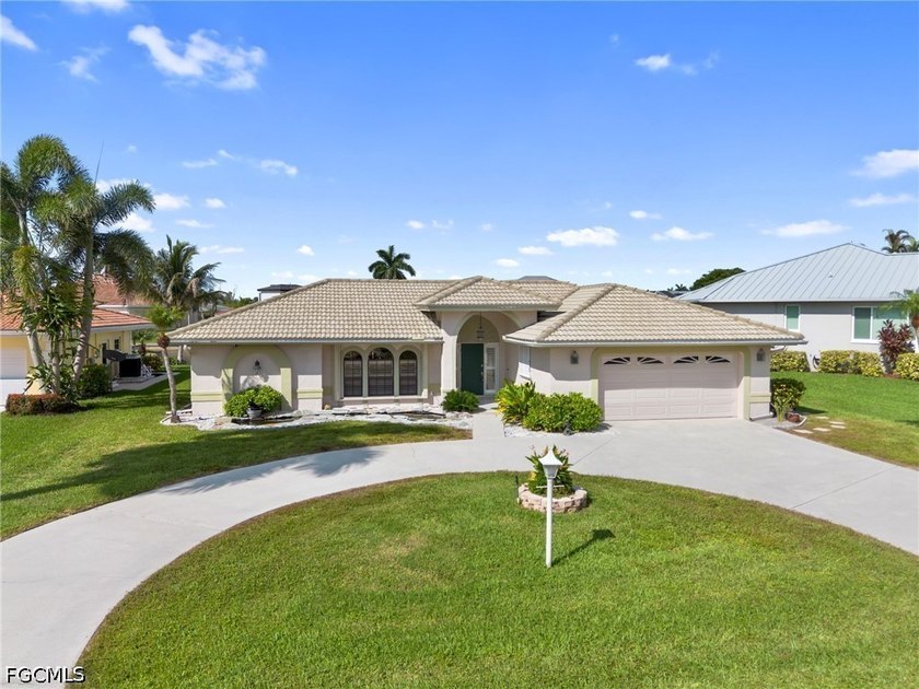 Welcome to this exceptional waterfront Gulf Access pool home in - photo 50