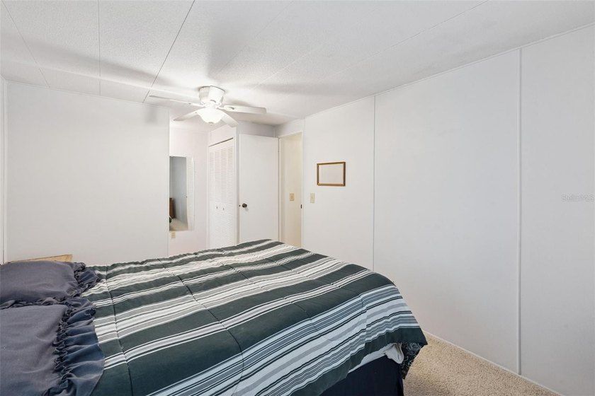 Welcome to this charming and well-maintained 2 bedroom, 2 - photo 17