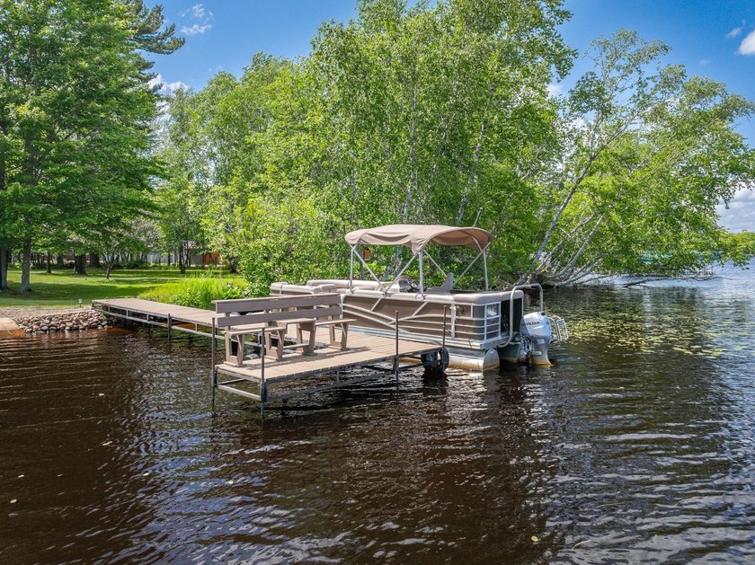 Once in a lifetime, a Northwoods estate offering an - photo 12