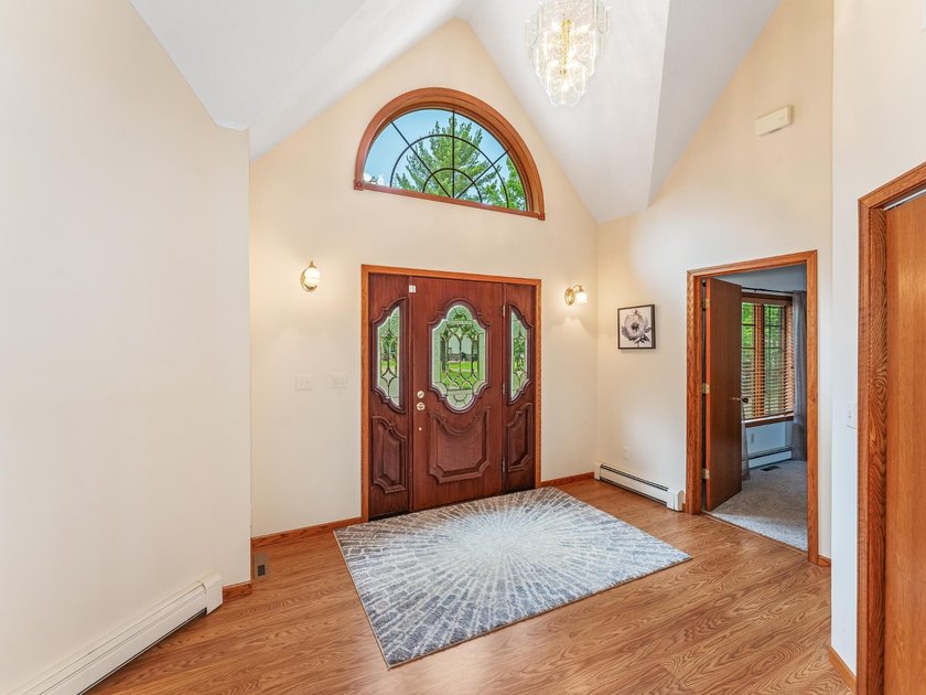Once in a lifetime, a Northwoods estate offering an - photo 19