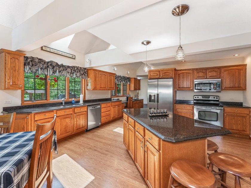 Once in a lifetime, a Northwoods estate offering an - photo 24