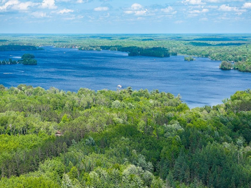 Once in a lifetime, a Northwoods estate offering an - photo 45