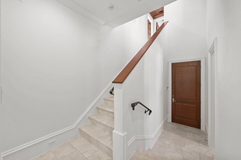 Experience casual sophistication in this exceptional 4-bedroom - photo 27