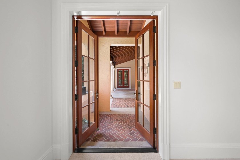 Experience casual sophistication in this exceptional 4-bedroom - photo 44