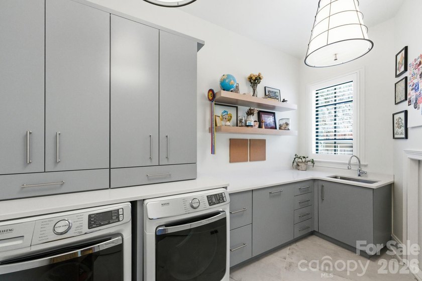 HUGE Price Improvement!! This 5,906 sq ft French Provincial - photo 18