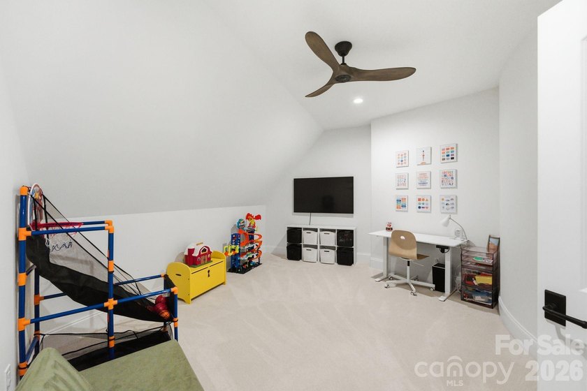 HUGE Price Improvement!! This 5,906 sq ft French Provincial - photo 25