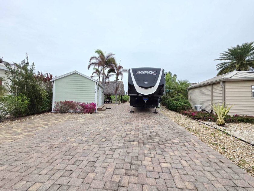 FIVE STAR RESORT LIVING - STUNNING PRESERVE LOT WITH CASITA &amp; - photo 2