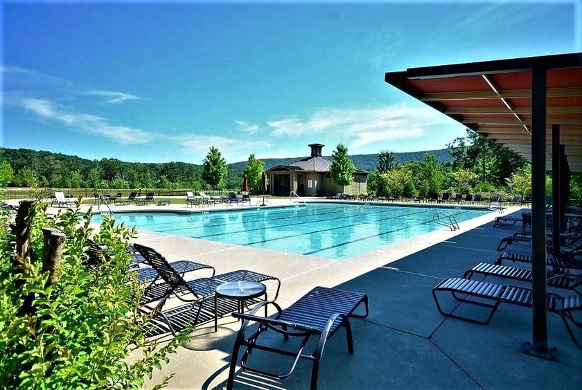 Here's your rare opportunity to own a stunning 4 bed 3 bath - photo 20